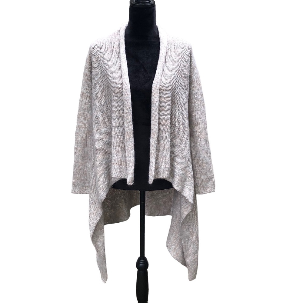 Fenn Wright Manson Beige Sweater Wrap size Small
